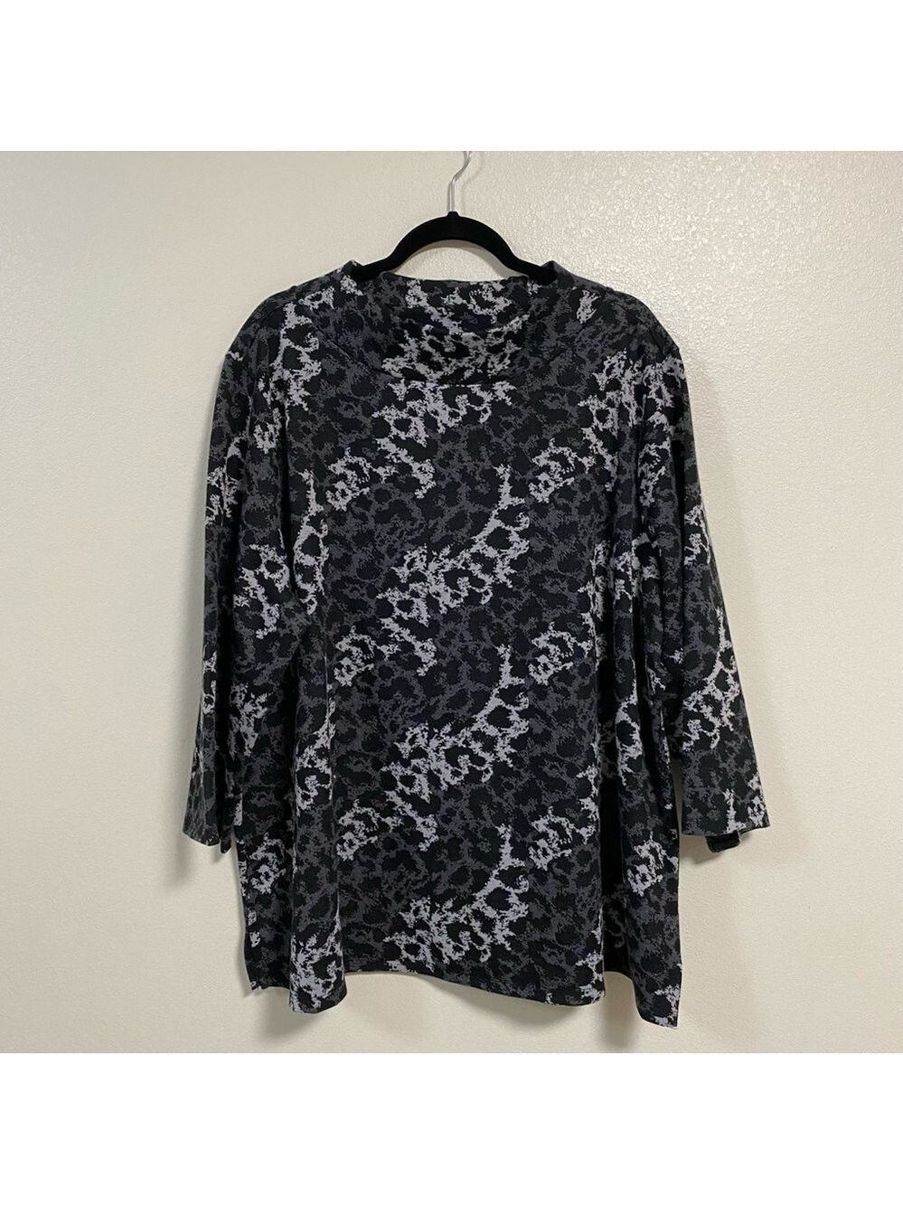 Investments II Mock Neck Cheetah Print Sweater Plus Size 3X